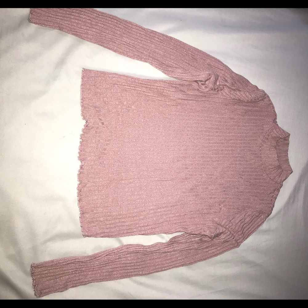 Candies pink turtle neck size M/L super stretchy!!